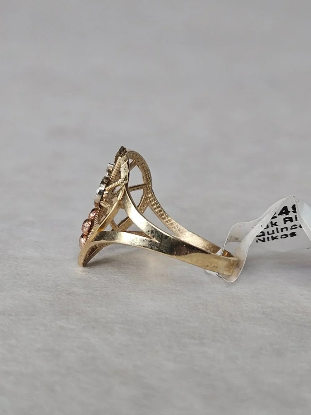 10K Tri-Color 3 Tone Gold Quinceneara 15 Anos Heart Ring Size 5.75